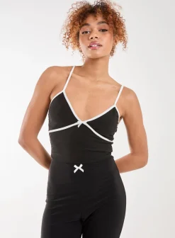 Bow Detail Piping Strappy Vest