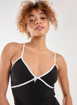 Bow Detail Piping Strappy Vest