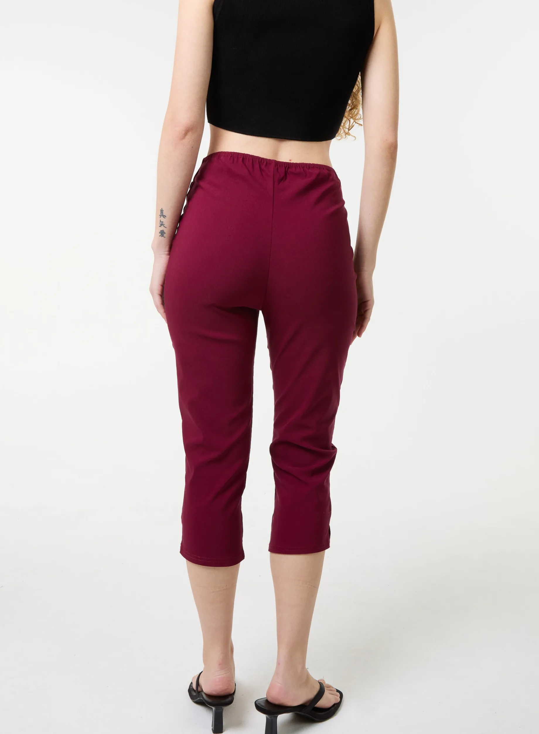 Capri Pants With Belts