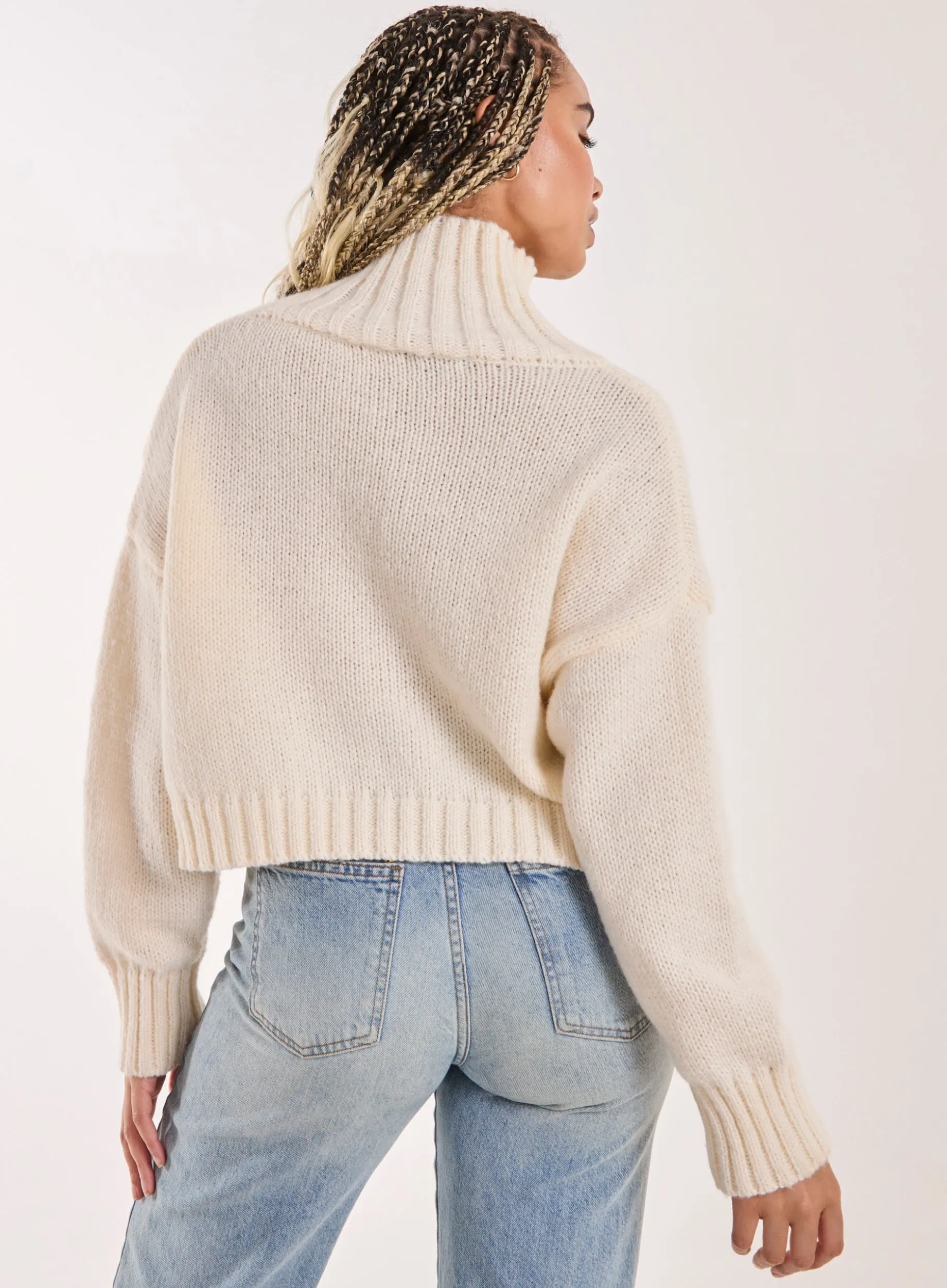 Embroiderie Flower High Neck Jumper