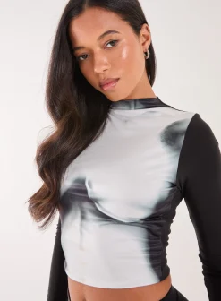 Graphic Silhouette Long Sleeve Top