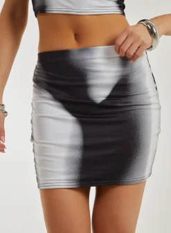 Graphic Silhouette Mini Skirt