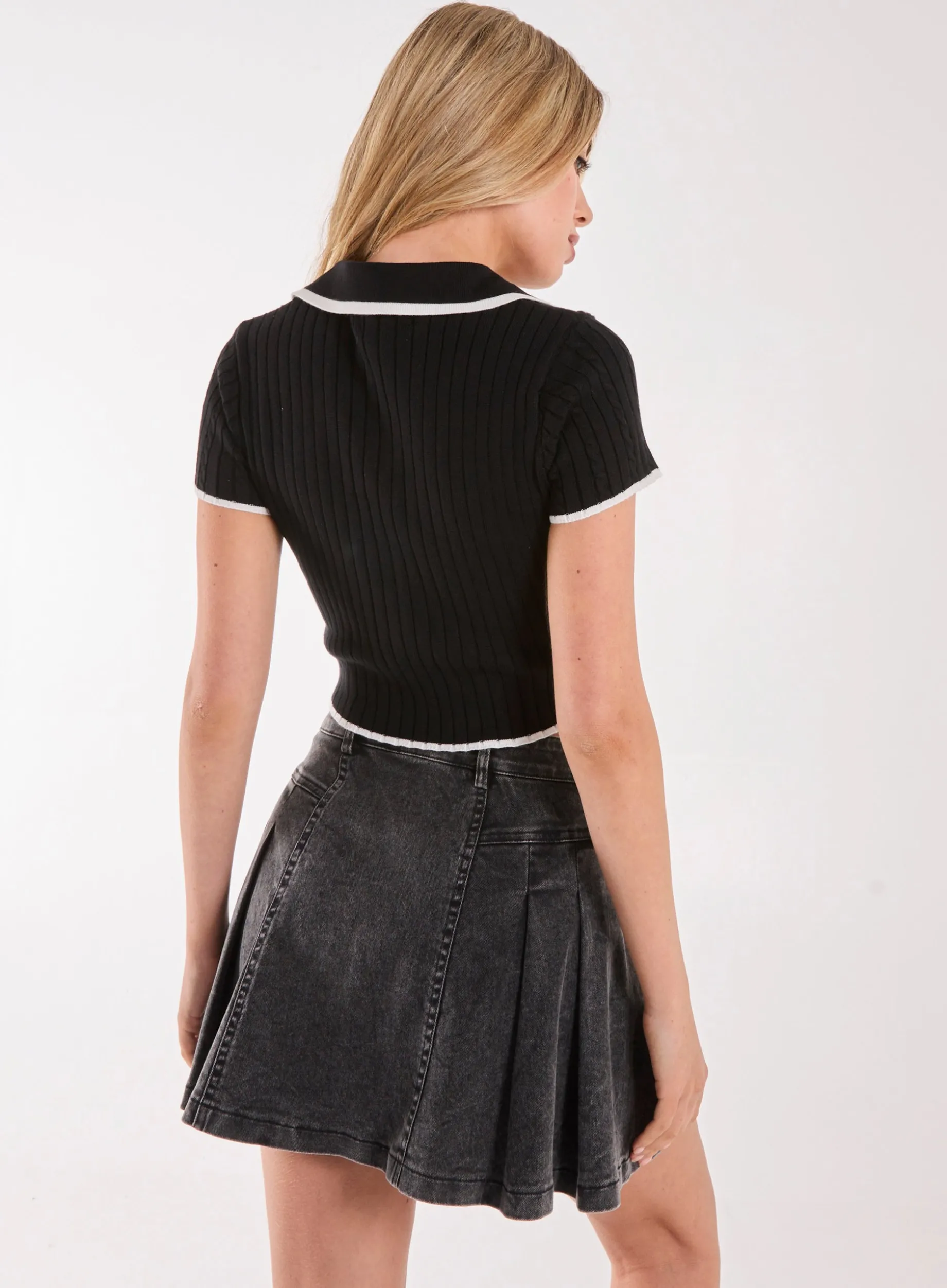 Knit Collared Contrast Top