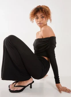 Off the Shoulder Lounge Top