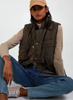 Quilted Short Gilet