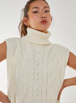 Sleeveless Knit Turtleneck