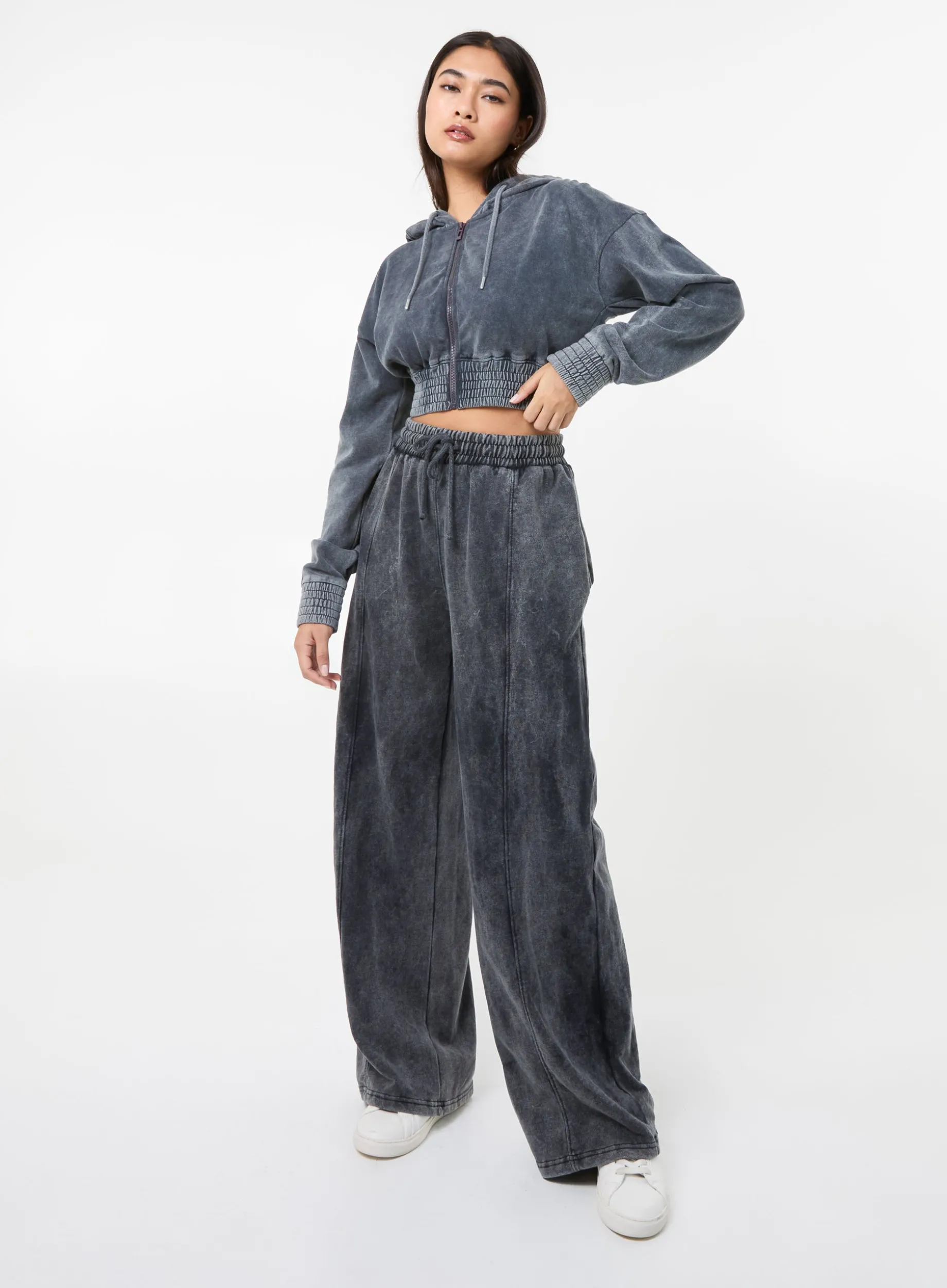 Wash Wide Leg Trousers