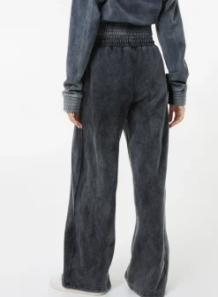 Wash Wide Leg Trousers