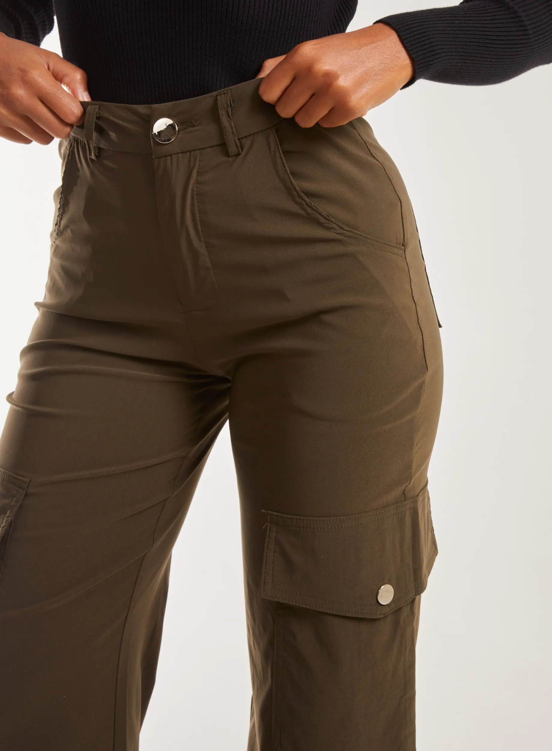 Wide Leg Pocket Cargo Pants